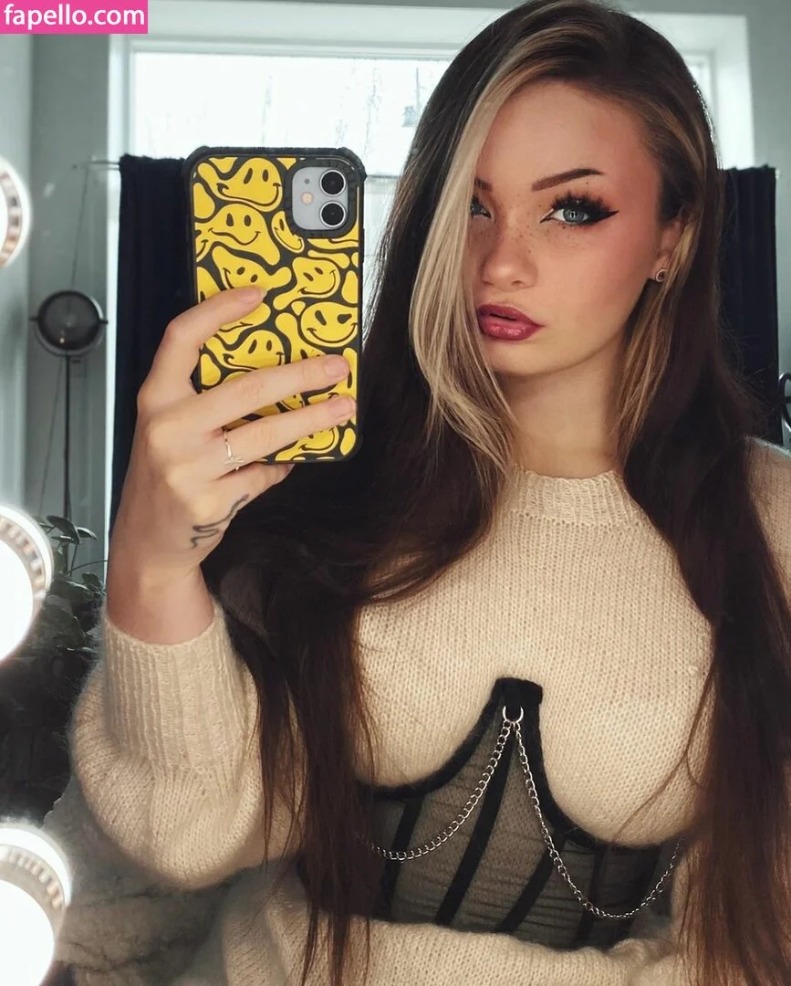 Analag.a Onlyfans Photo Gallery 