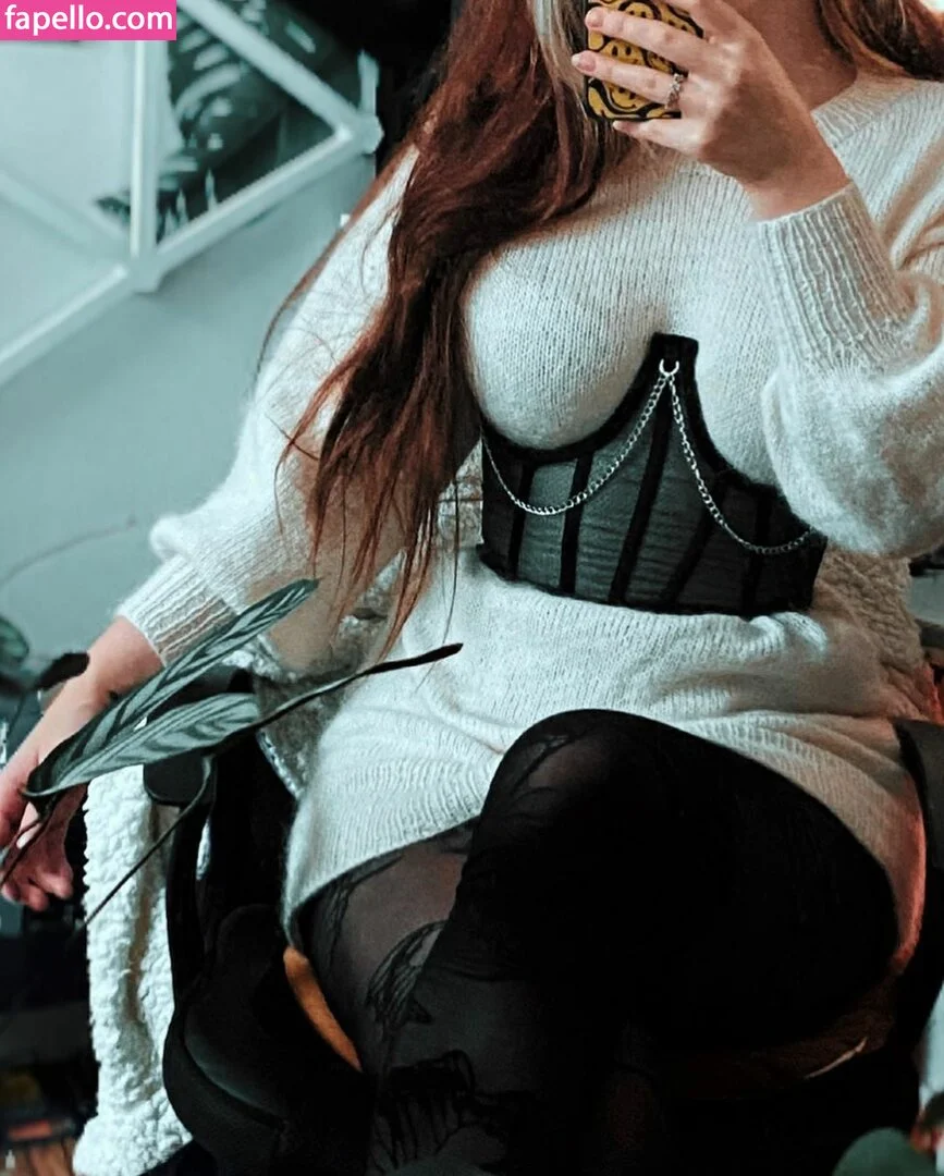 Analag.a Onlyfans Photo Gallery 