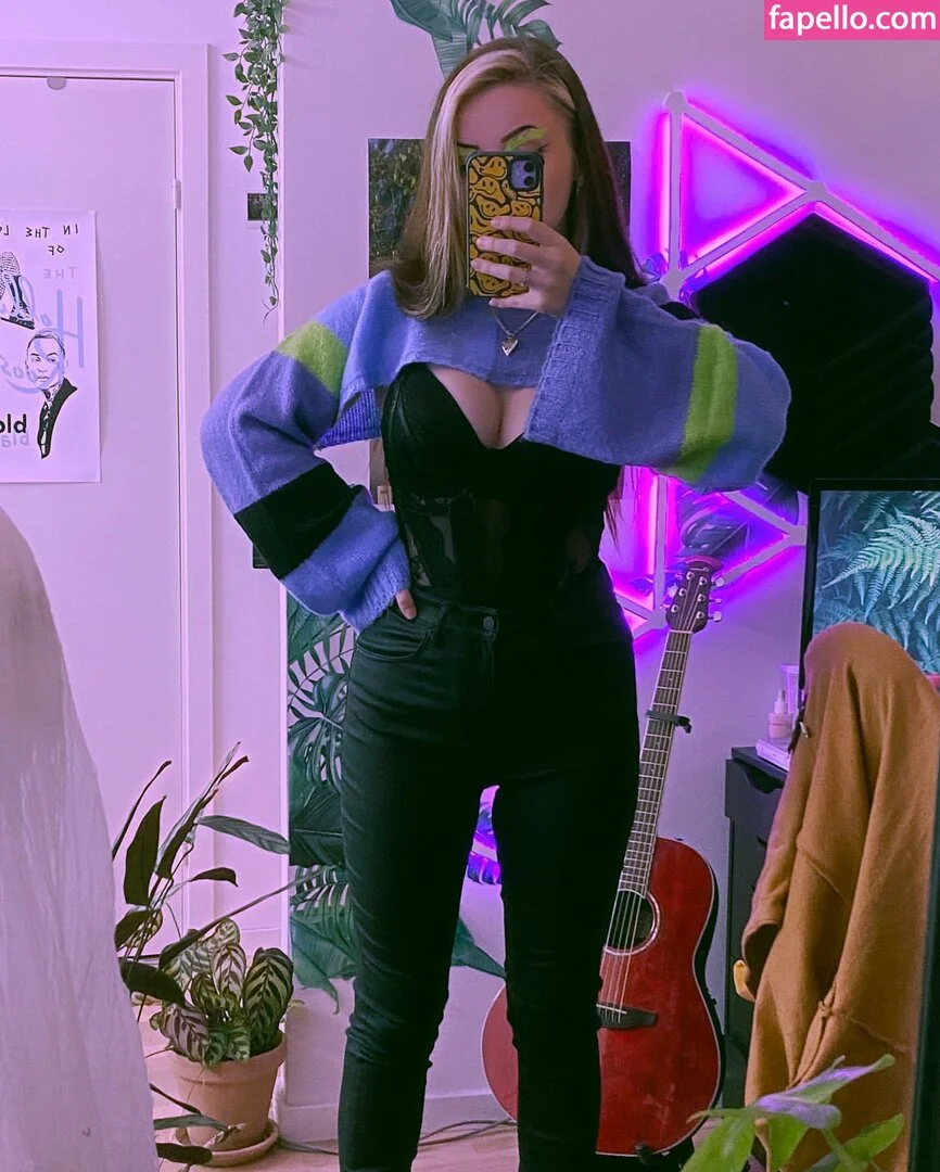 Analag.a Onlyfans Photo Gallery 