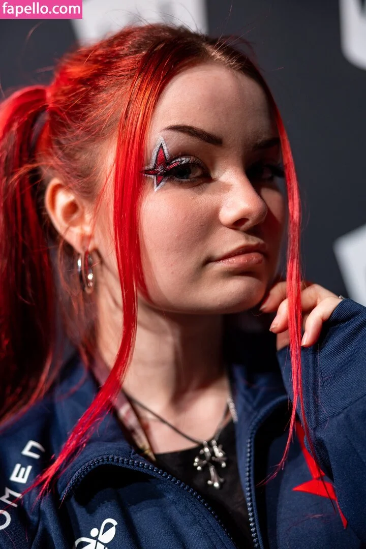 Analag.a Onlyfans Photo Gallery 