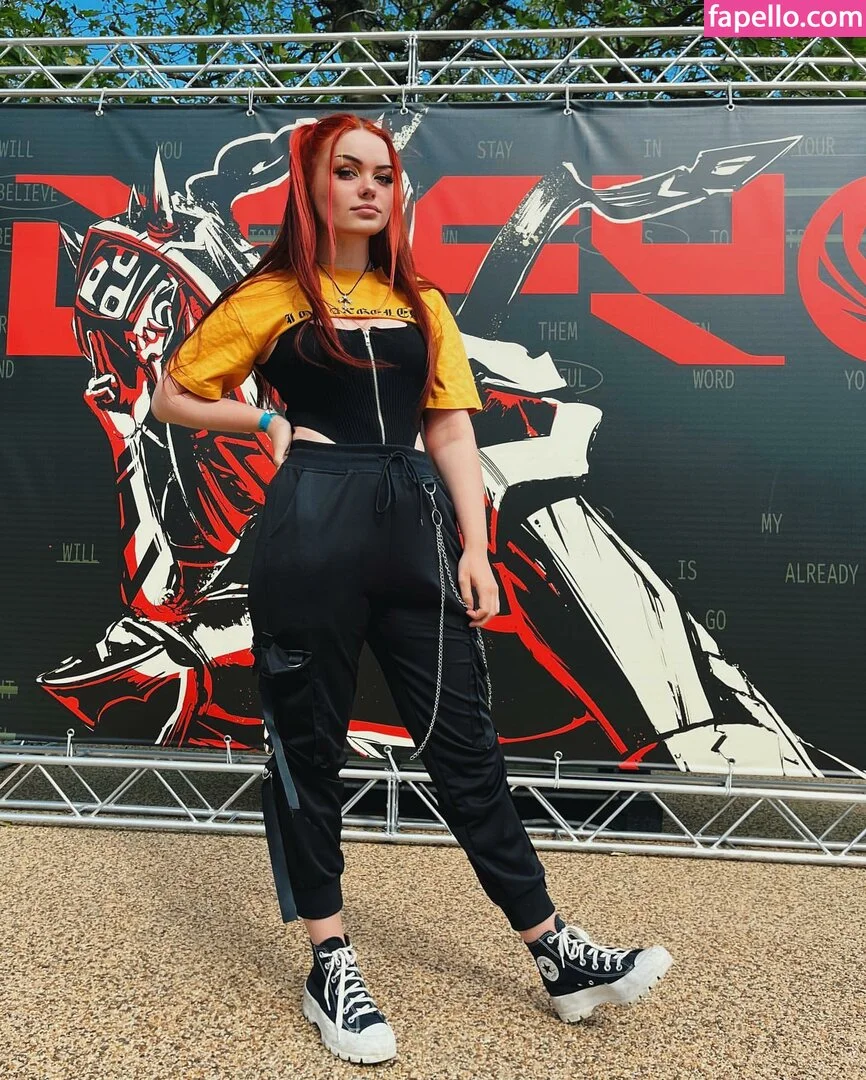 Analag.a Onlyfans Photo Gallery 