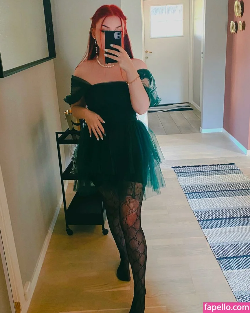 Analag.a Onlyfans Photo Gallery 