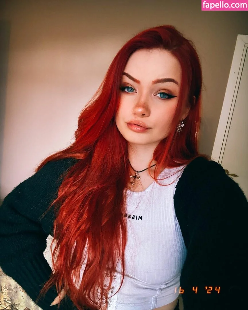 Analag.a Onlyfans Photo Gallery 