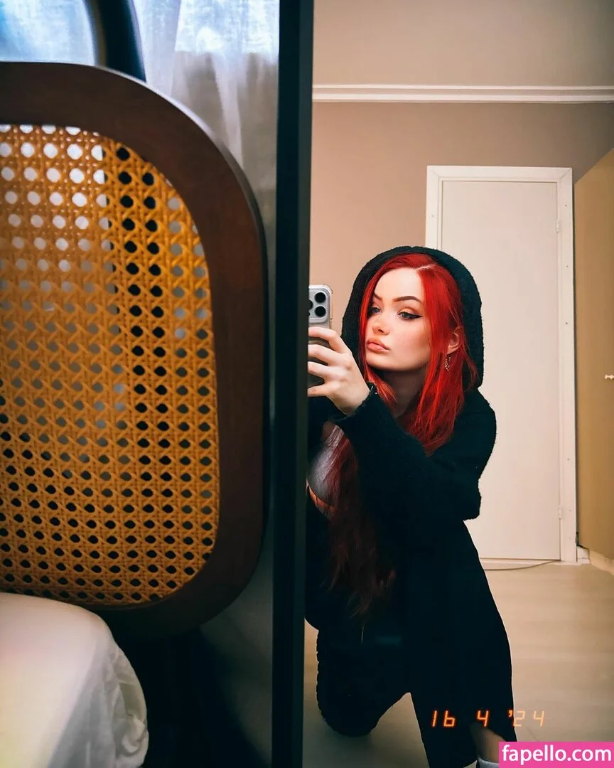 Analag.a Onlyfans Photo Gallery 