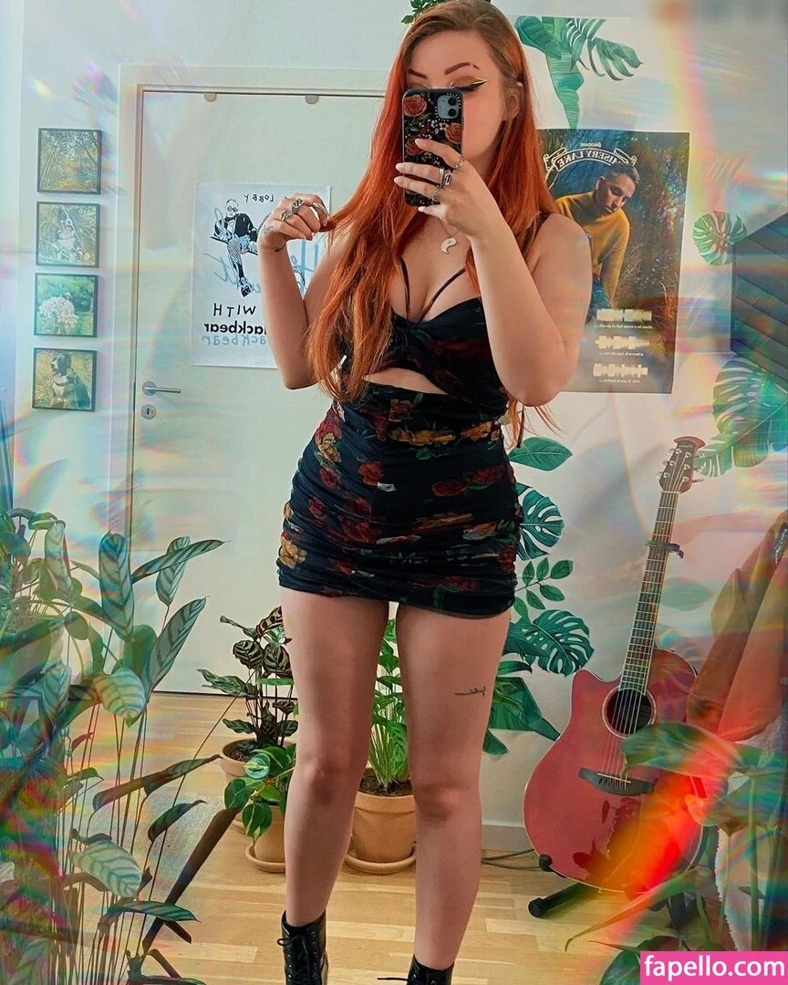 Analag.a Onlyfans Photo Gallery 