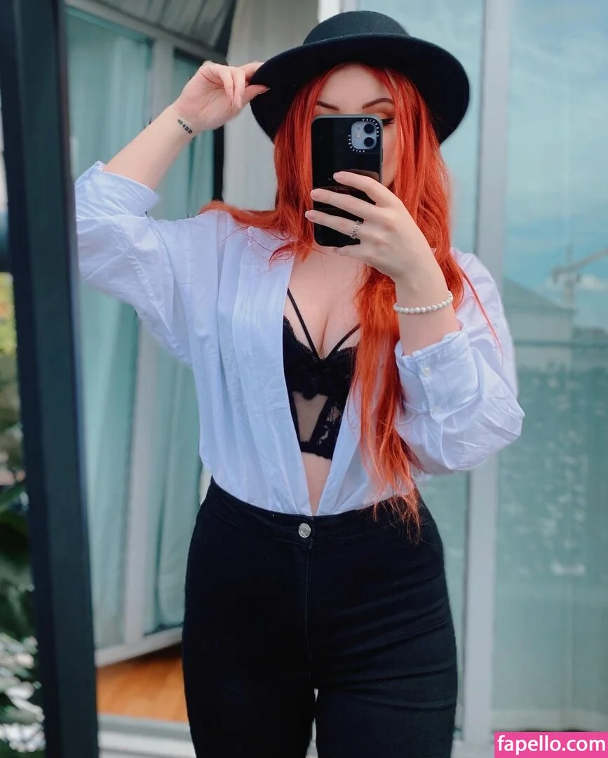 Analag.a Onlyfans Photo Gallery 