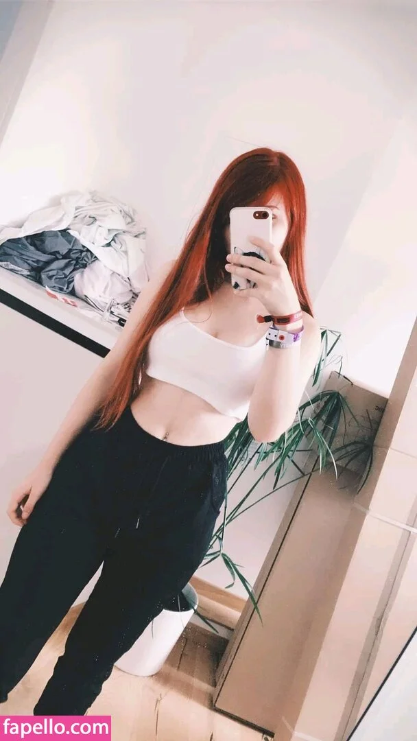 Analag.a Onlyfans Photo Gallery 