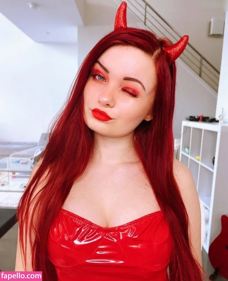 Analag.a Onlyfans Photo Gallery 