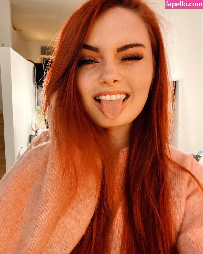 Analag.a Onlyfans Photo Gallery 