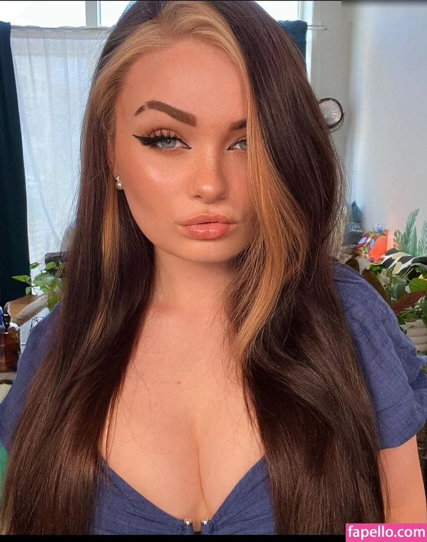 Analag.a Onlyfans Photo Gallery 