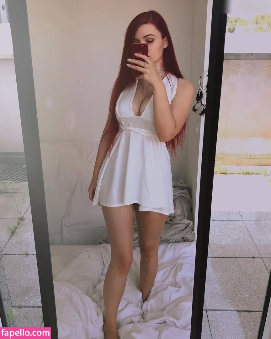 Analag.a Onlyfans Photo Gallery 