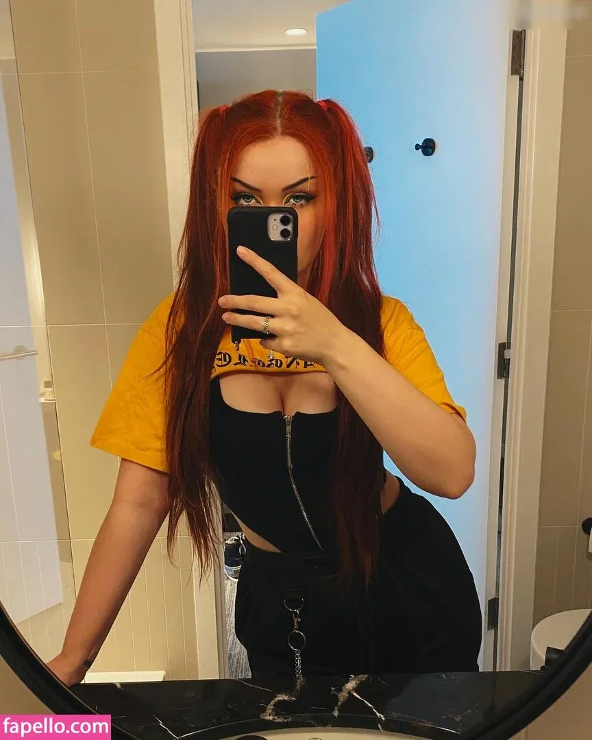 Analag.a Onlyfans Photo Gallery 