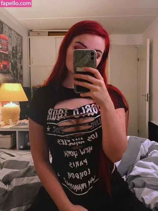 Analag.a Onlyfans Photo Gallery 