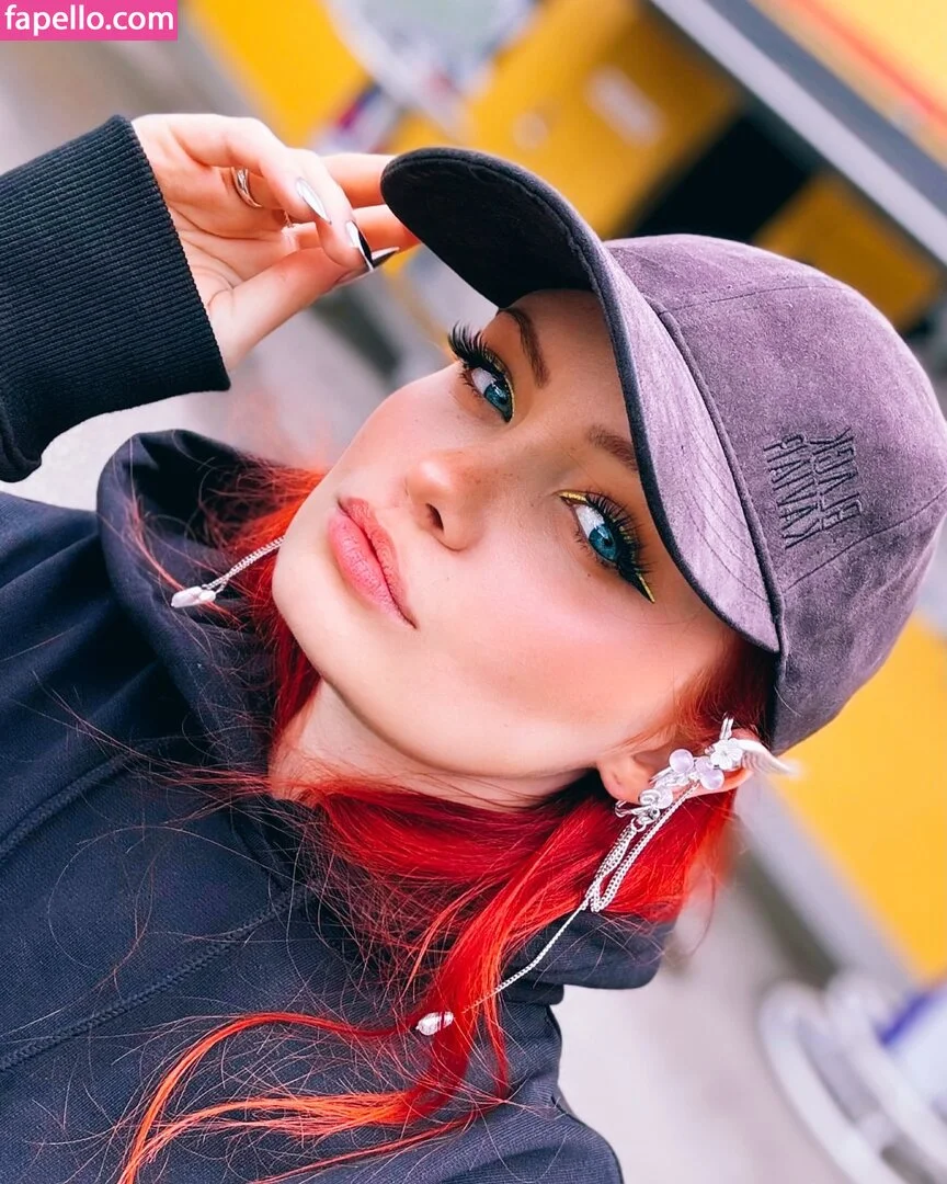 Analag.a Onlyfans Photo Gallery 