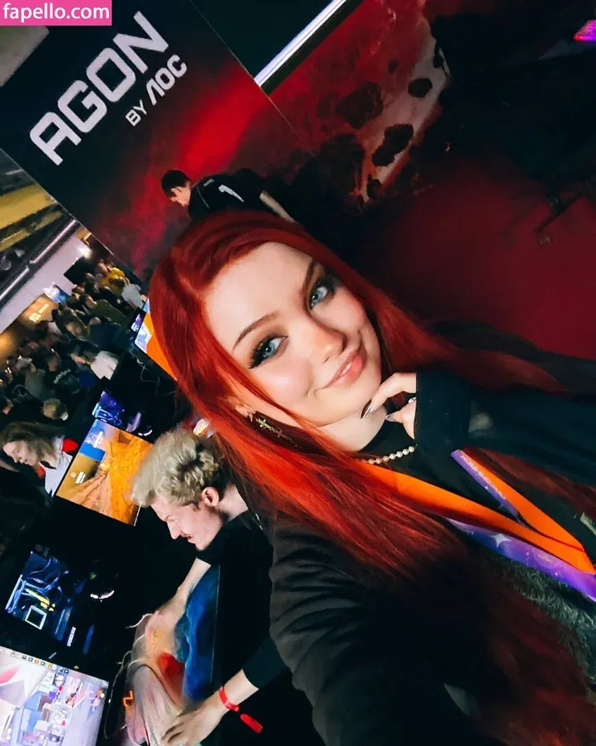 Analag.a Onlyfans Photo Gallery 