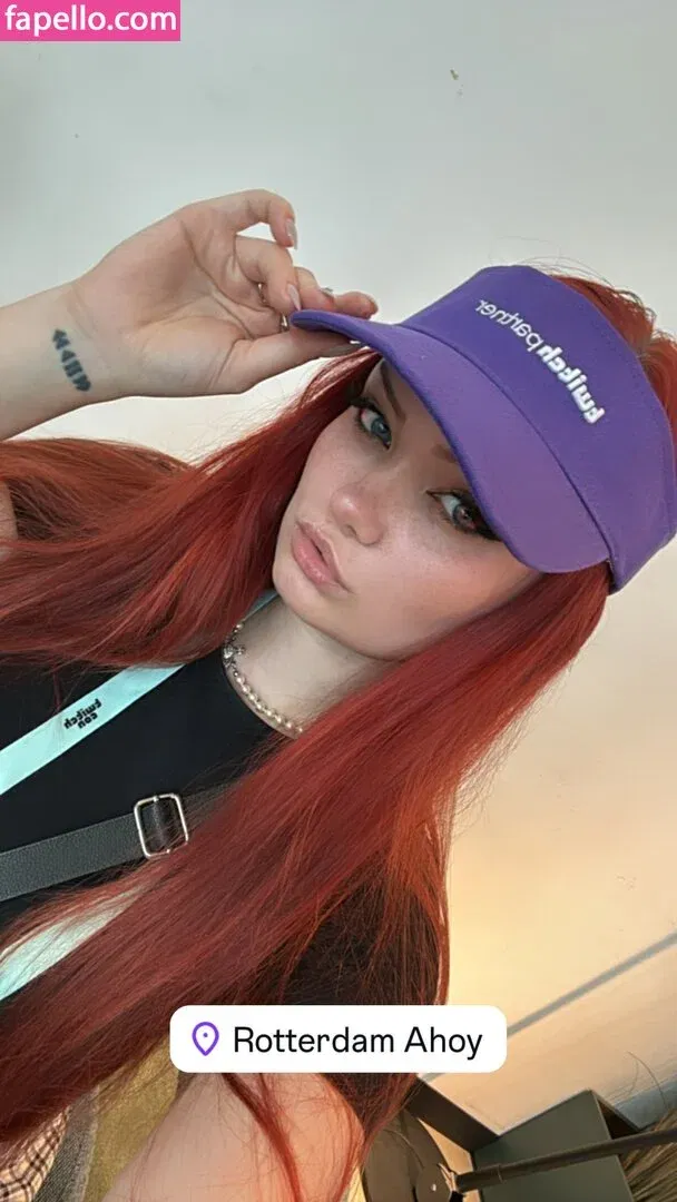 Analag.a Onlyfans Photo Gallery 