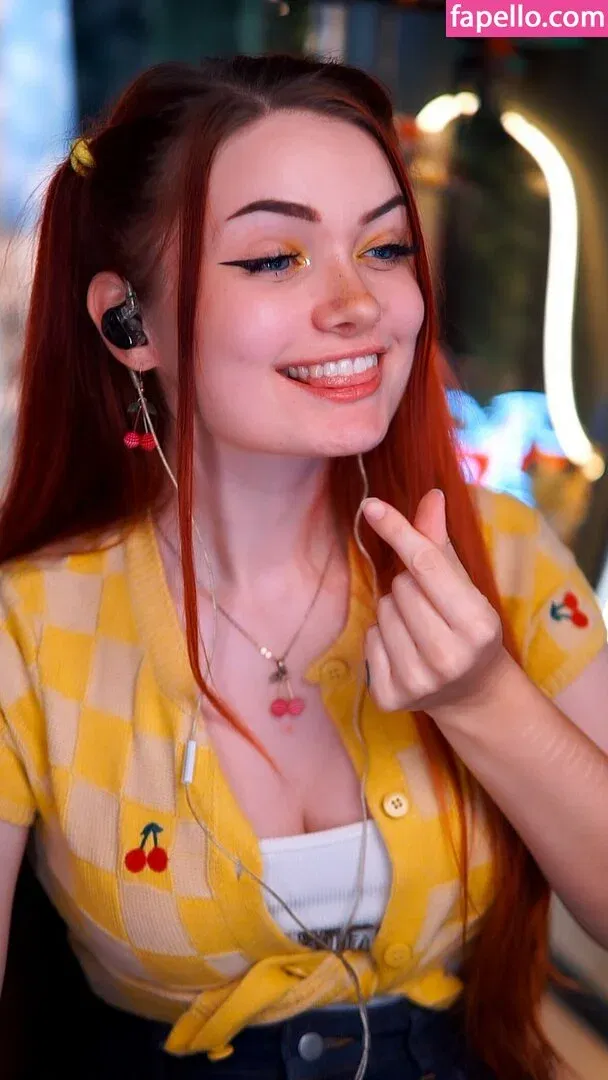 Analag.a Onlyfans Photo Gallery 