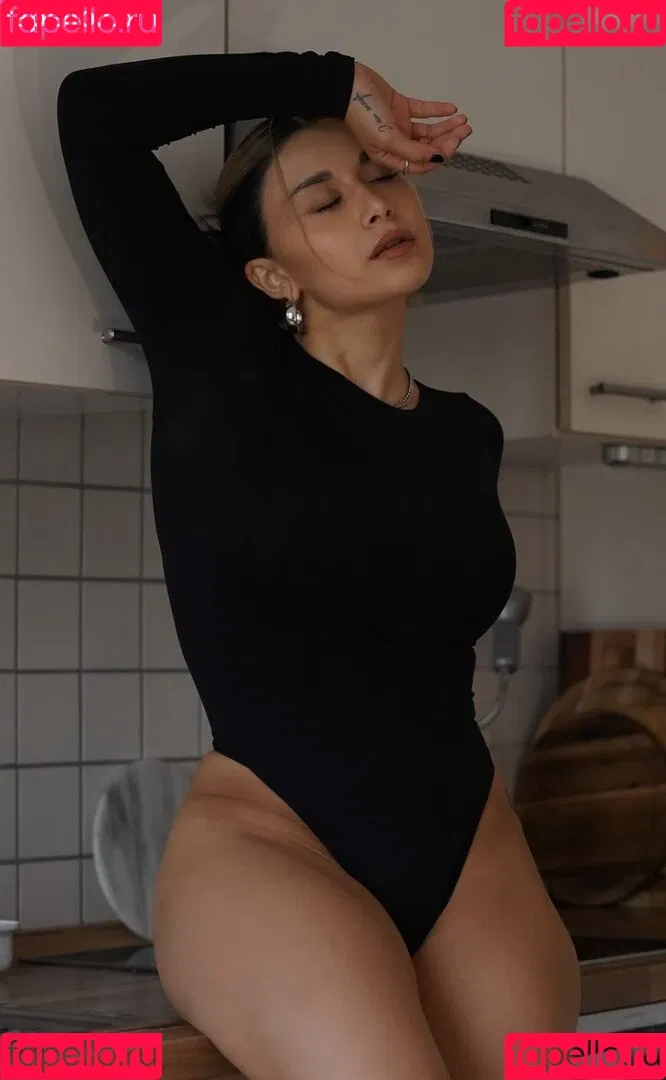 Salome Sylvana Onlyfans Photo Gallery 