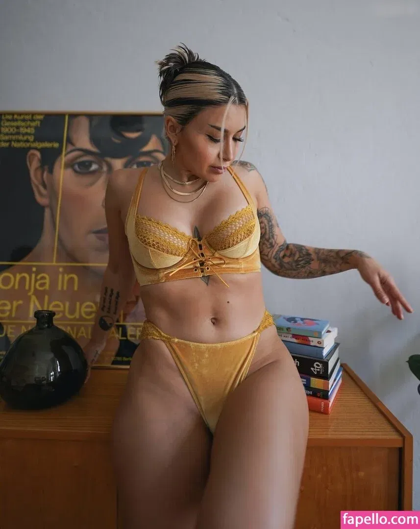 Salome Sylvana Onlyfans Photo Gallery 