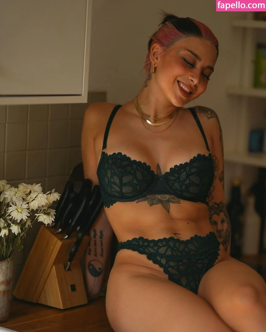 Salome Sylvana Onlyfans Photo Gallery 