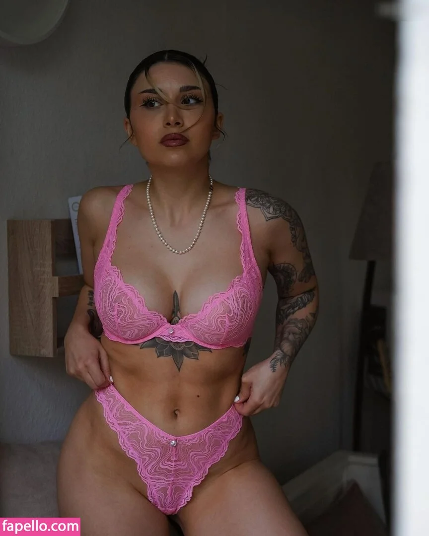 Salome Sylvana Onlyfans Photo Gallery 
