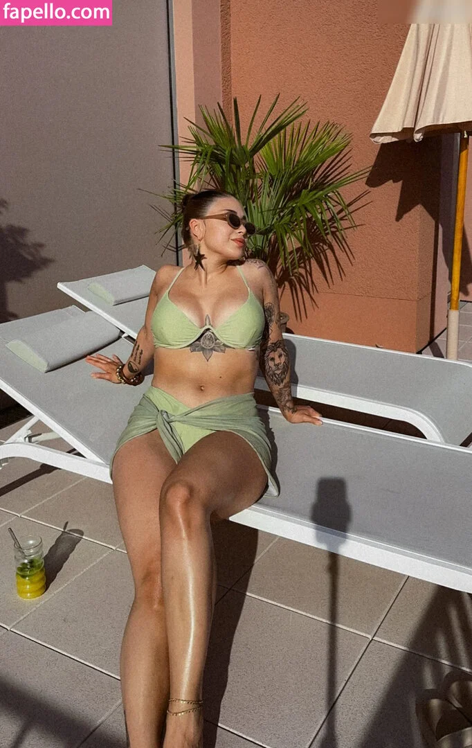 Salome Sylvana Onlyfans Photo Gallery 