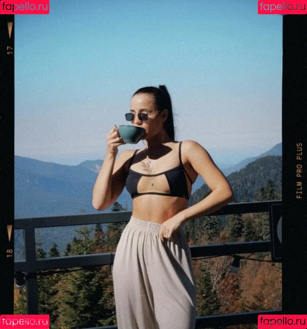 ivanovvvva_ Onlyfans Photo Gallery 