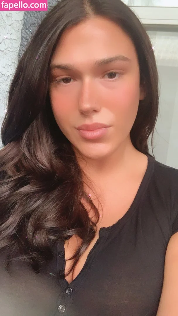 Aspen Brooks Onlyfans Photo Gallery 