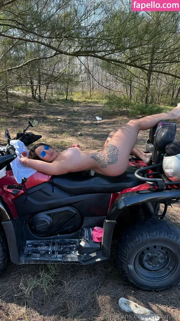 Cielly Paiva Onlyfans Photo Gallery 