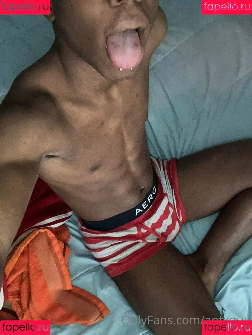 antxquu Onlyfans Photo Gallery 