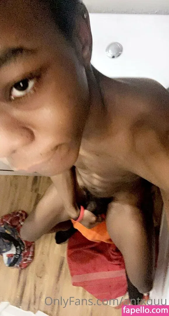 antxquu Onlyfans Photo Gallery 