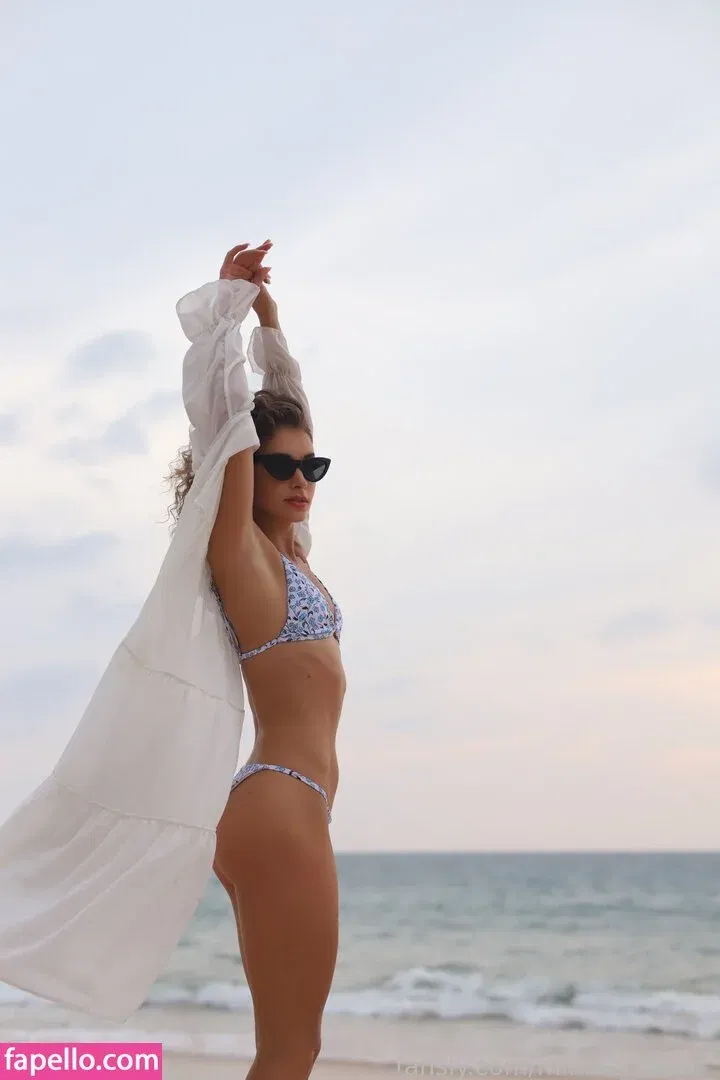 minnie_bikini_ Onlyfans Photo Gallery 