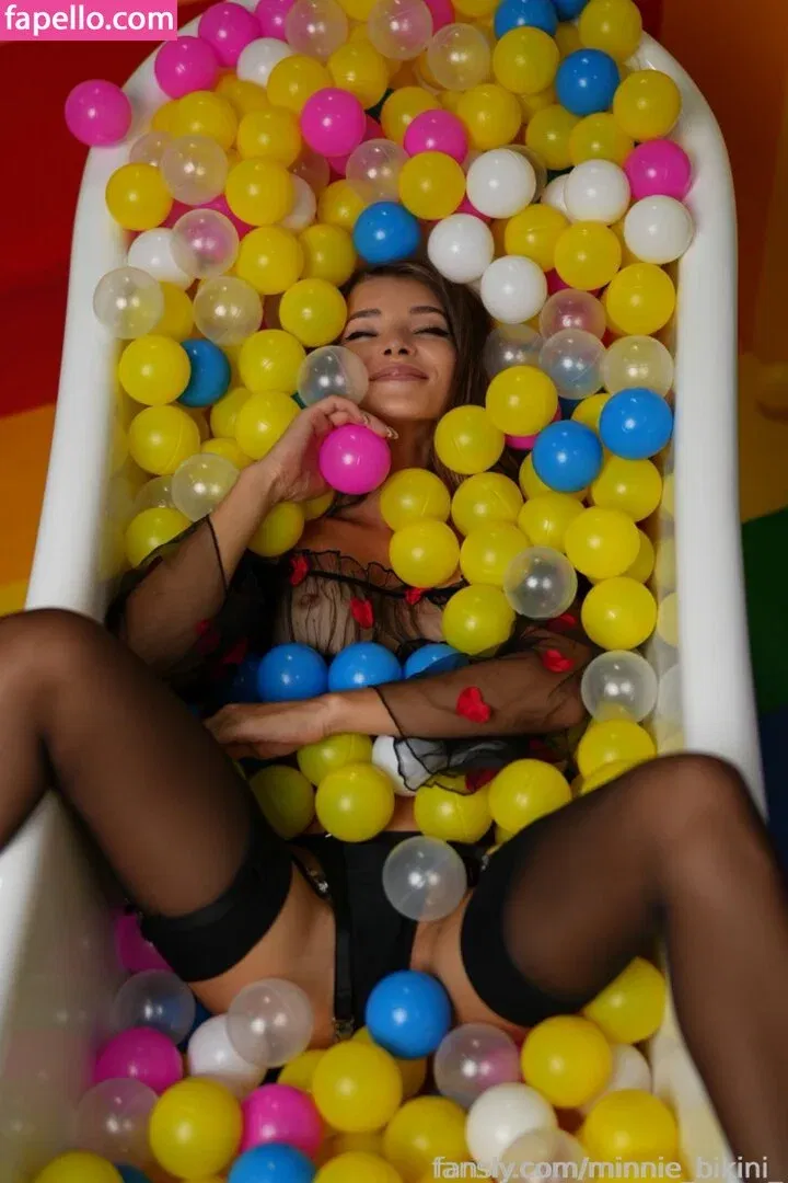 minnie_bikini_ Onlyfans Photo Gallery 