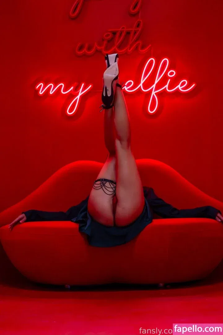 minnie_bikini_ Onlyfans Photo Gallery 