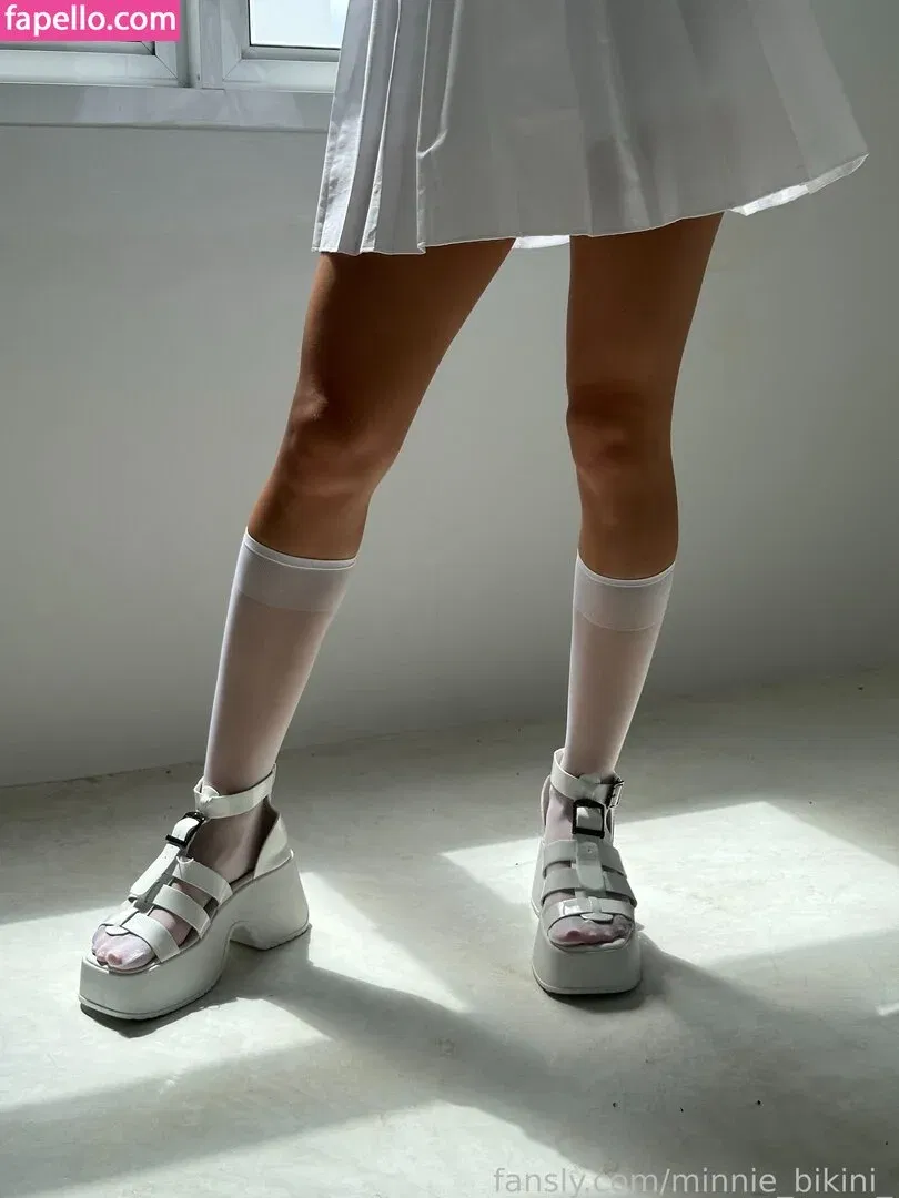 minnie_bikini_ Onlyfans Photo Gallery 