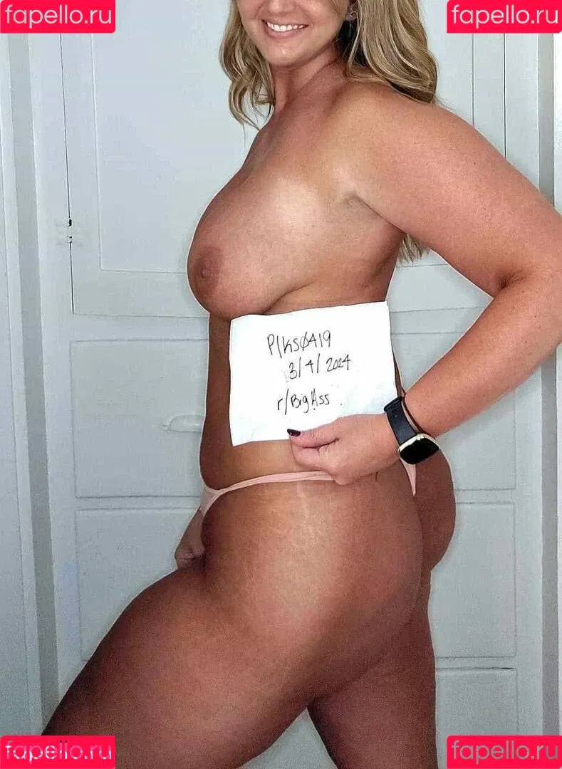 churchwifey_kk Onlyfans Photo Gallery 