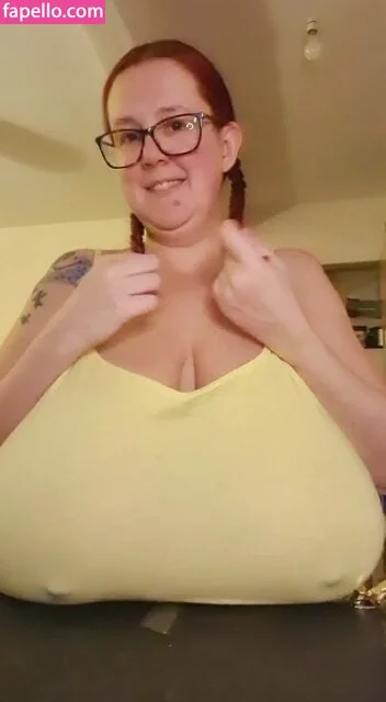 Kelly K Cups Onlyfans Photo Gallery 