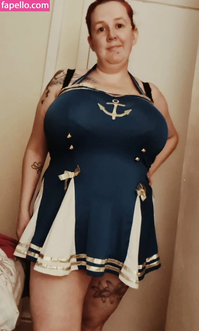 Kelly K Cups Onlyfans Photo Gallery 