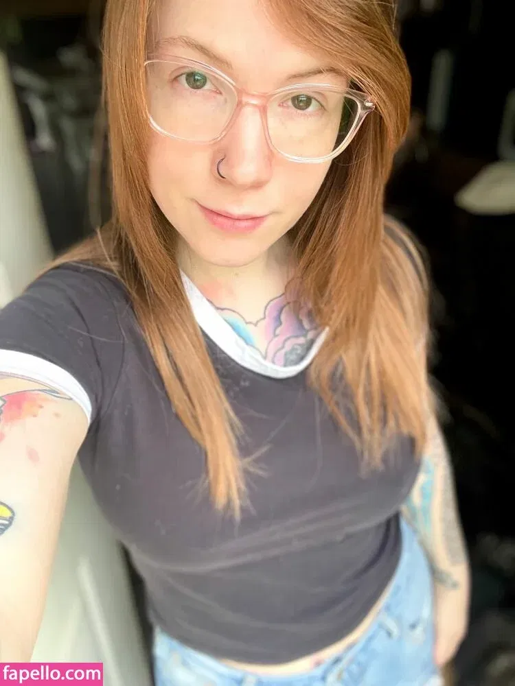 nekoginger Onlyfans Photo Gallery 