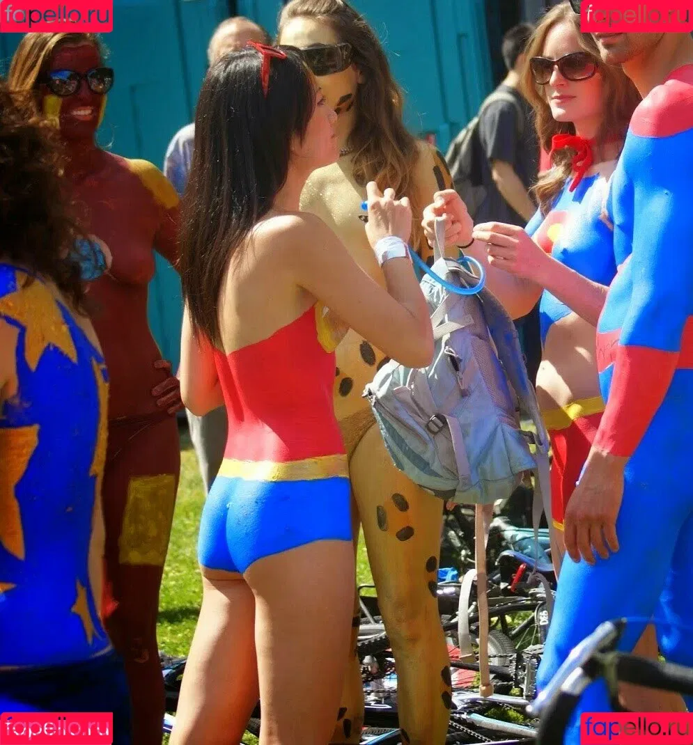 Bodypainting and Body Art Onlyfans Photo Gallery 