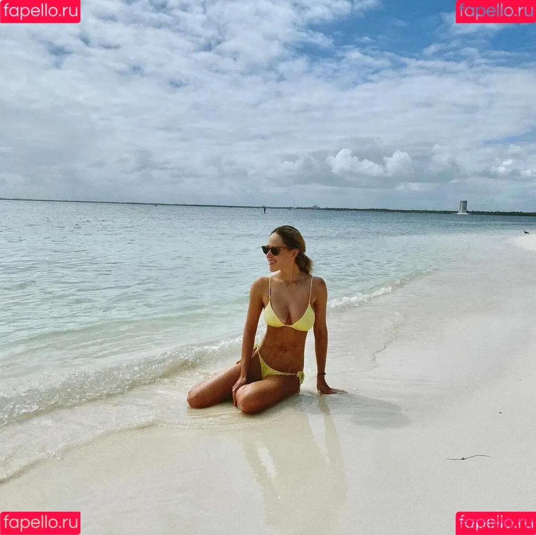 Vanessa Huppenkothen Onlyfans Photo Gallery 
