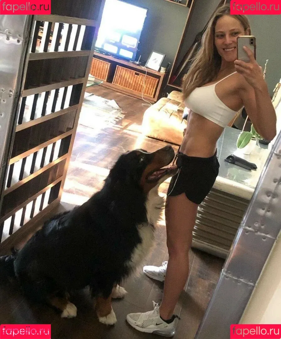 Vanessa Huppenkothen Onlyfans Photo Gallery 