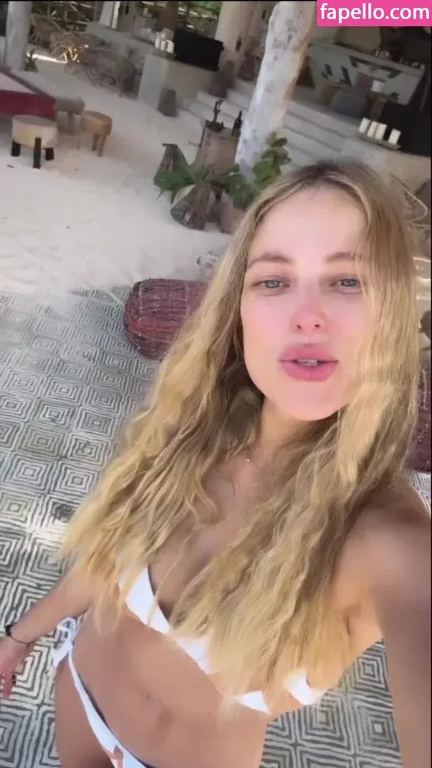 Vanessa Huppenkothen Onlyfans Photo Gallery 