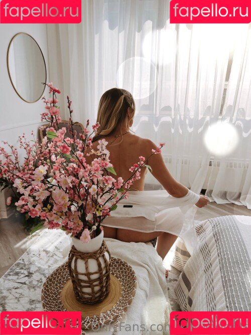 Kat Wonders Onlyfans Photo Gallery 