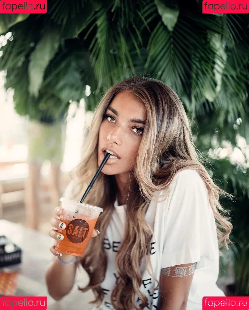 Arianna Hicks Onlyfans Photo Gallery 