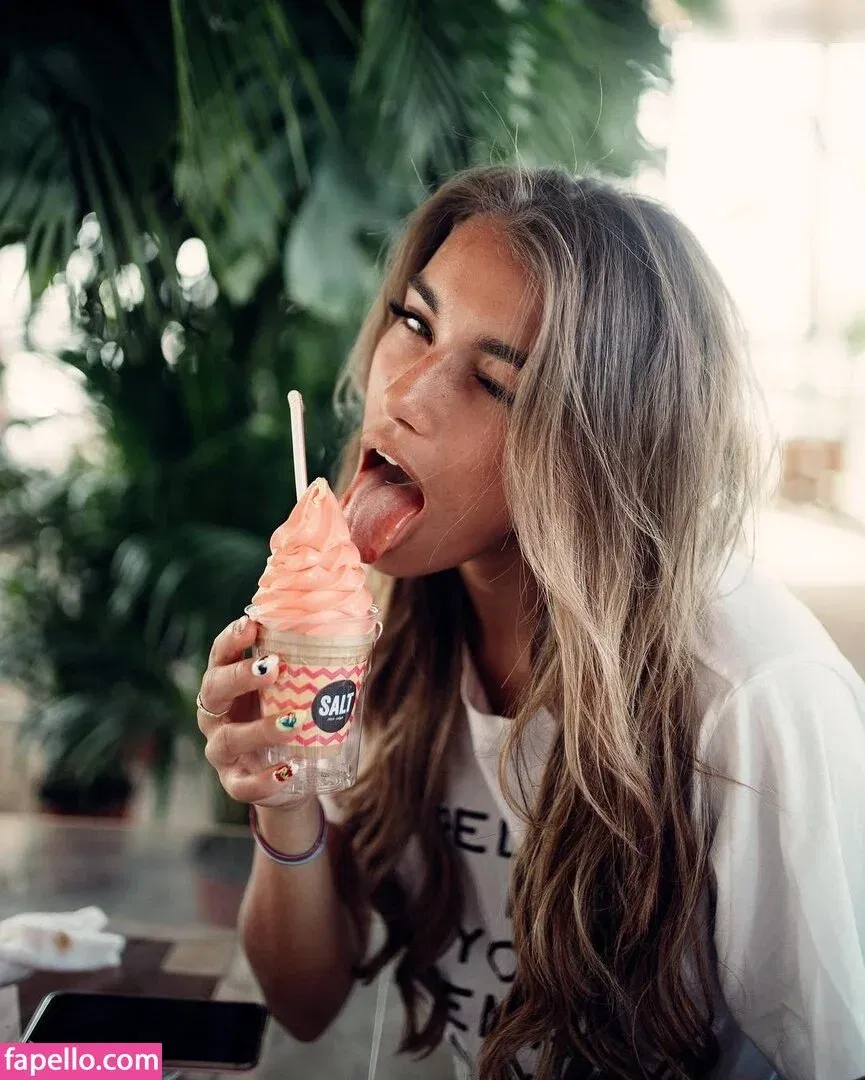 Arianna Hicks Onlyfans Photo Gallery 