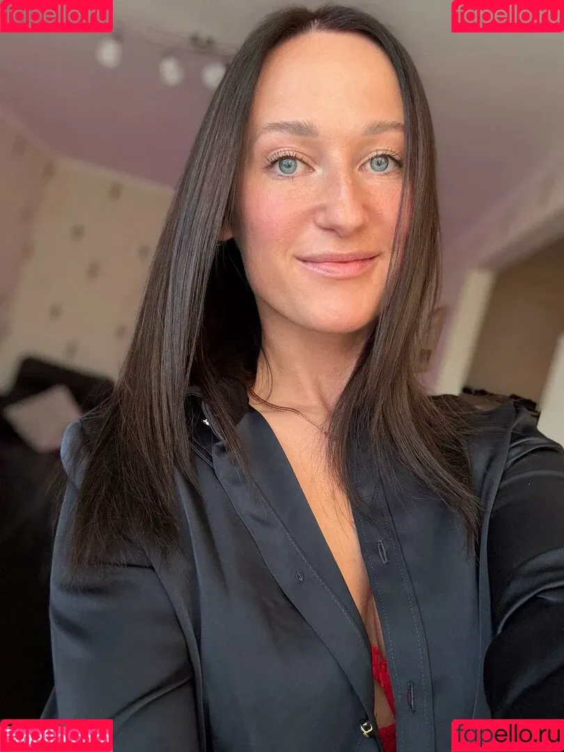 Emily Rose Onlyfans Photo Gallery 