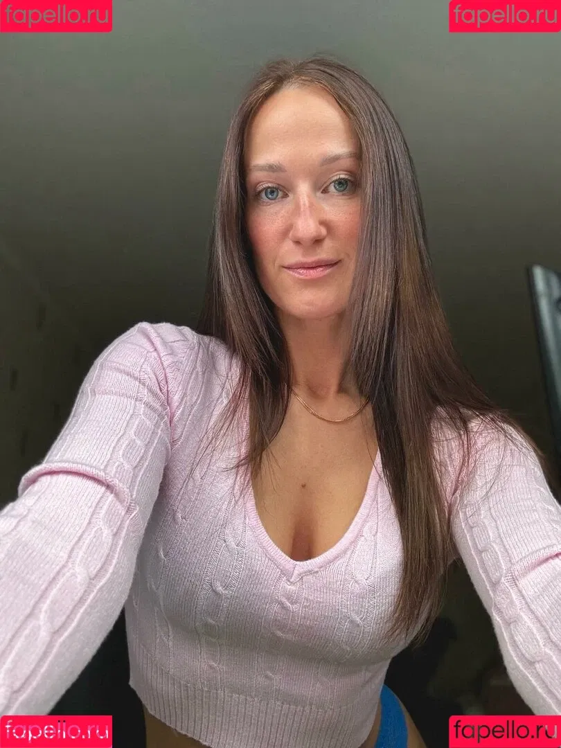 Emily Rose Onlyfans Photo Gallery 