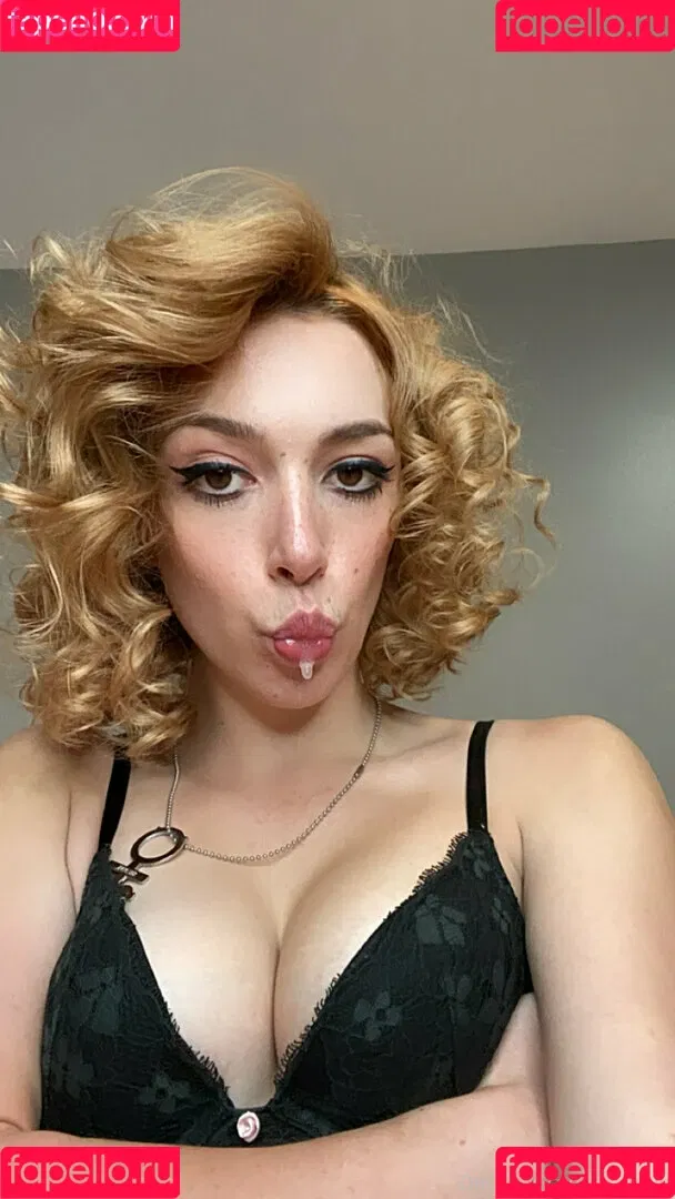 Lacy Laid Onlyfans Photo Gallery 