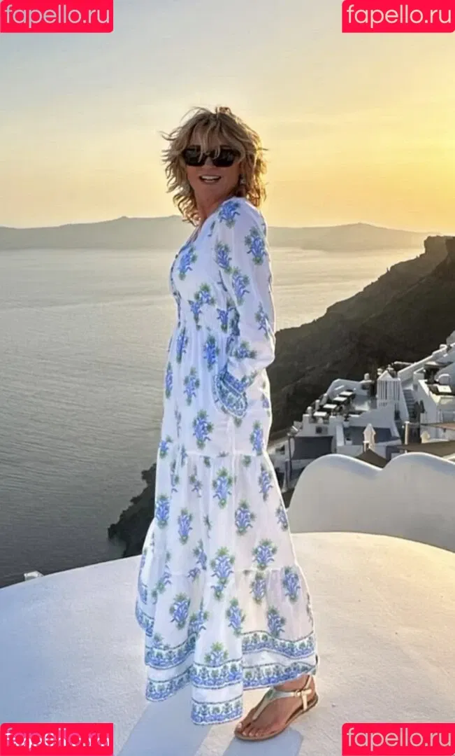 Anthea Turner Onlyfans Photo Gallery 